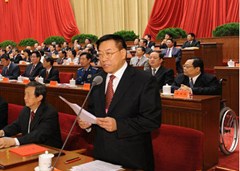 大會(huì)主席團(tuán)常務(wù)主席林軍主持開幕式