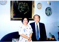 1999年司徒眉生與梅加瓦蒂總統(tǒng)合影.