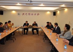 揚(yáng)州僑聯(lián)訪僑總