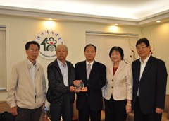馬來(lái)西亞廣西會(huì)館訪僑總照片
