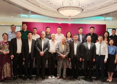 澳門歸僑總會(huì)、澳門僑界婦女協(xié)會(huì)、澳門僑界青年協(xié)會(huì) 皇都晚宴