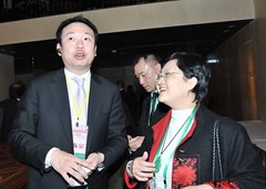 陳會(huì)長(zhǎng)與嘉賓交談甚歡